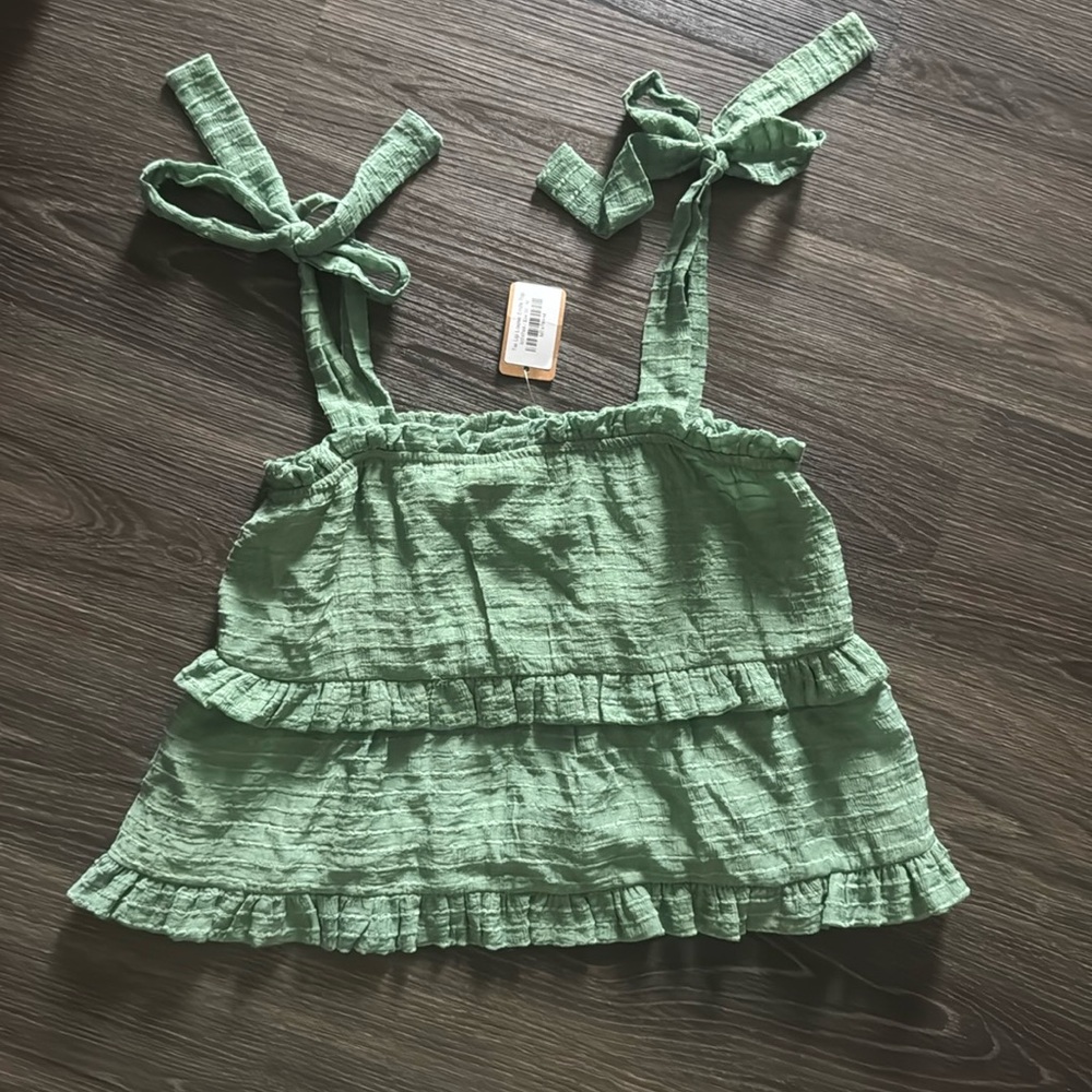 Green Top with Tie Straps Size M From Vestique *NEW WITH TAGS